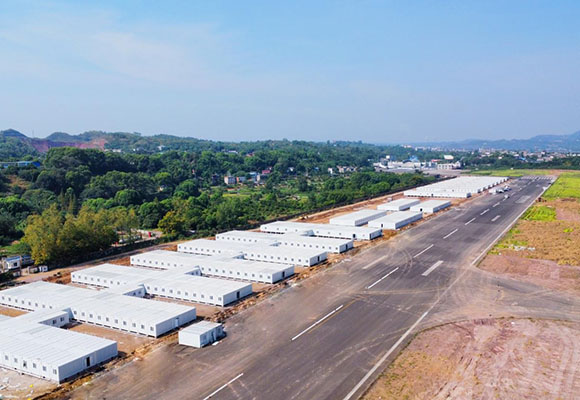 江陽(yáng)區(qū)方艙隔離點(diǎn)、方艙醫(yī)院項(xiàng)目艙體及附屬設(shè)施資產(chǎn)處置網(wǎng)絡(luò)拍賣(mài)公告